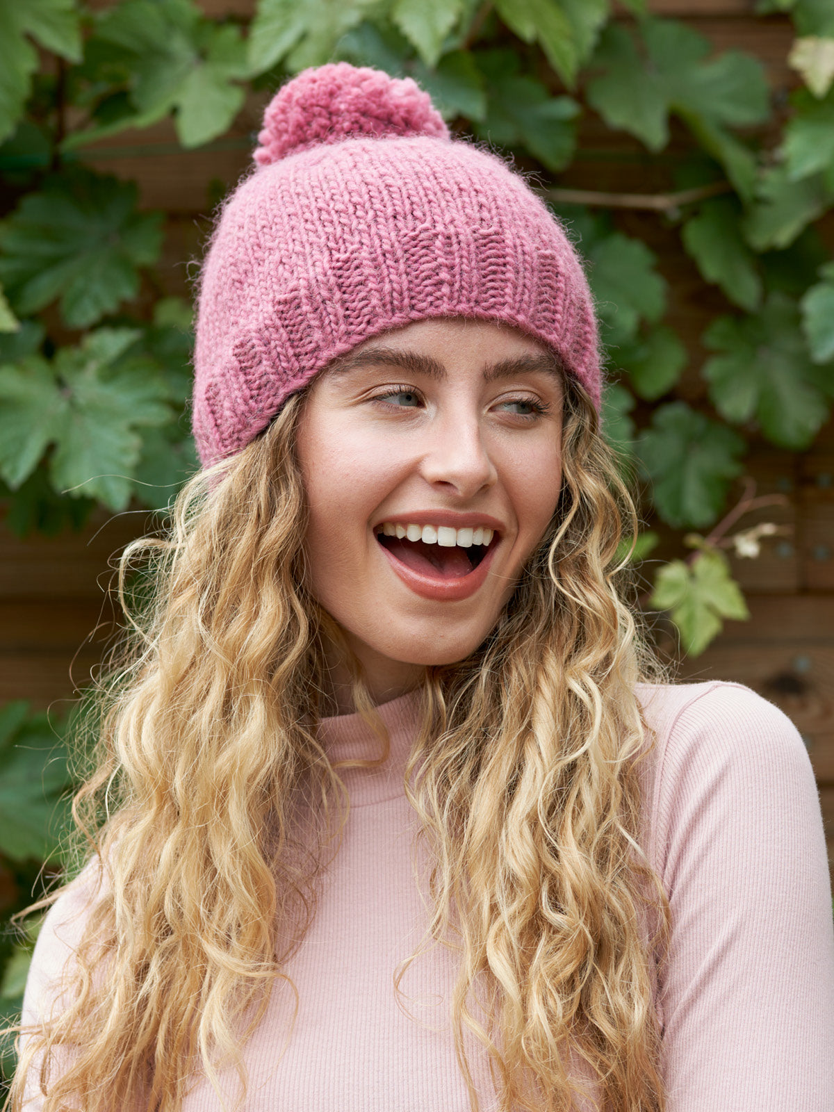 Nova - Knitted Hat Pattern by Anna Nikipirowicz – West Yorkshire